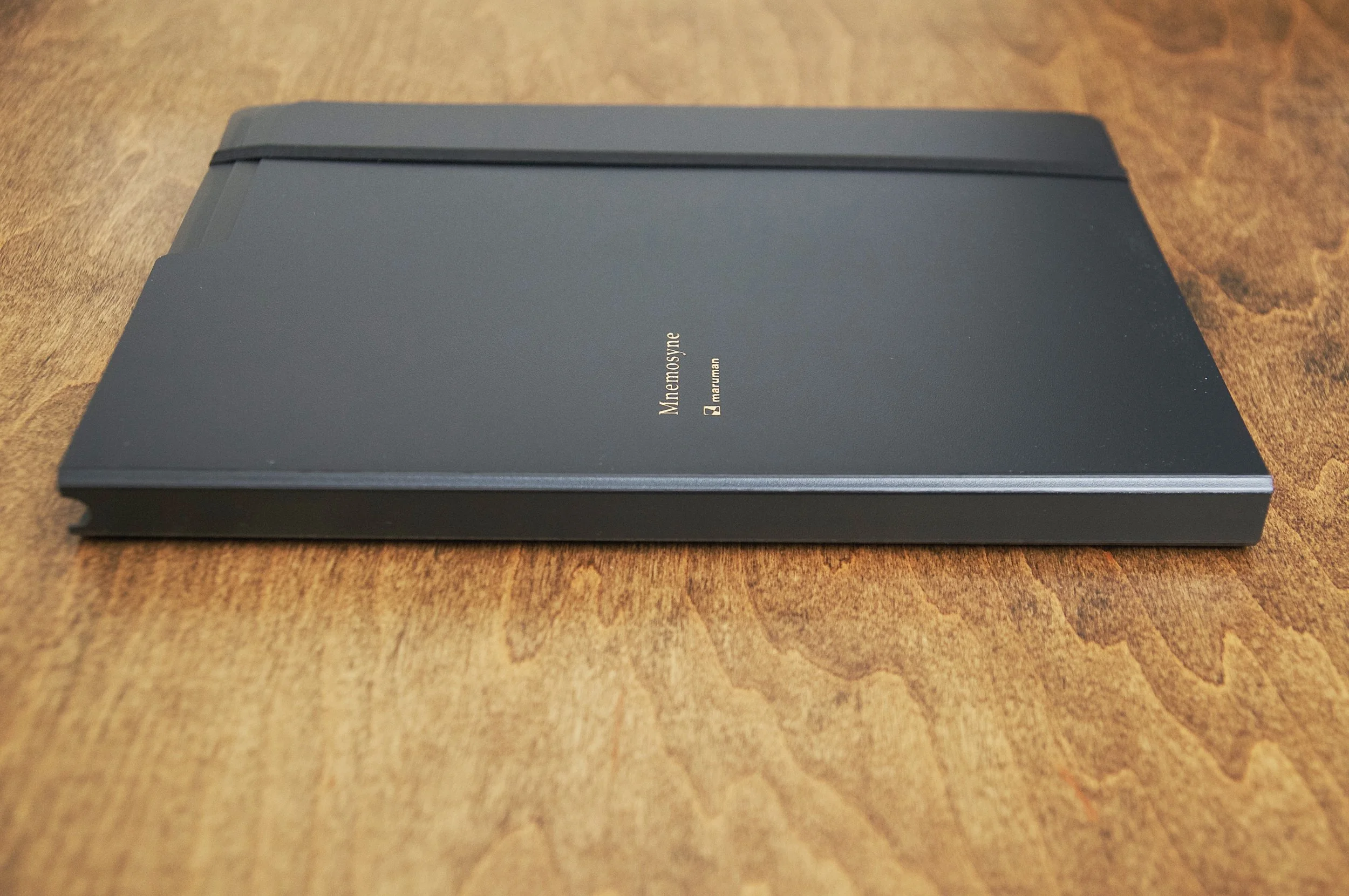 Maruman Mnemosyne A5 Notepad Holder Review — The Pen Addict